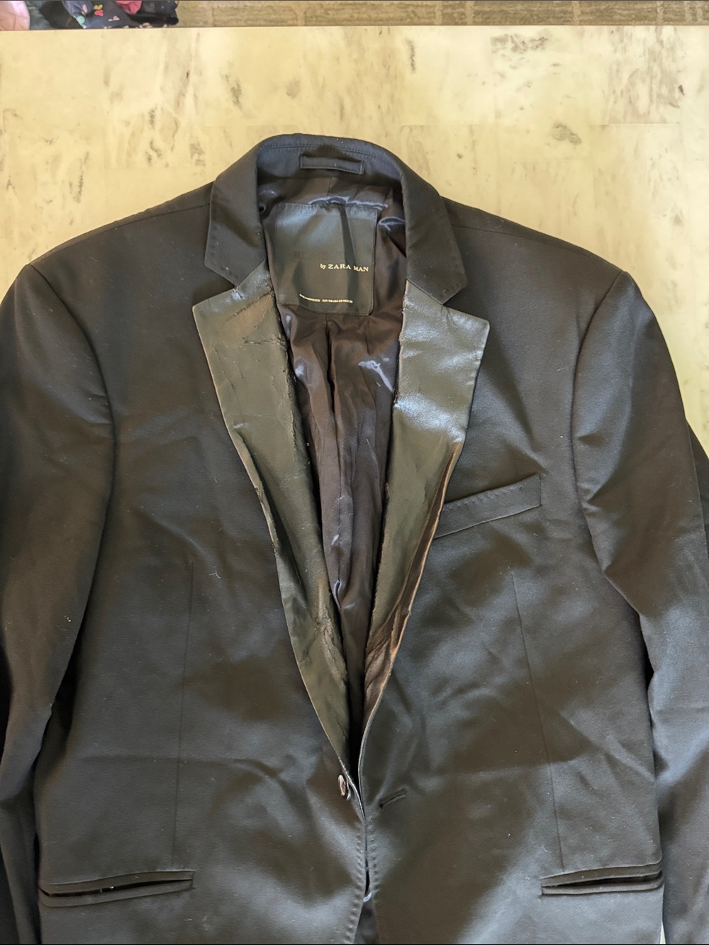 Zara Men's Black Blazer with Satin Lapels